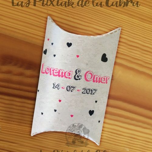 Lorena&Omar Detalles de boda en papel con diseño personalizado