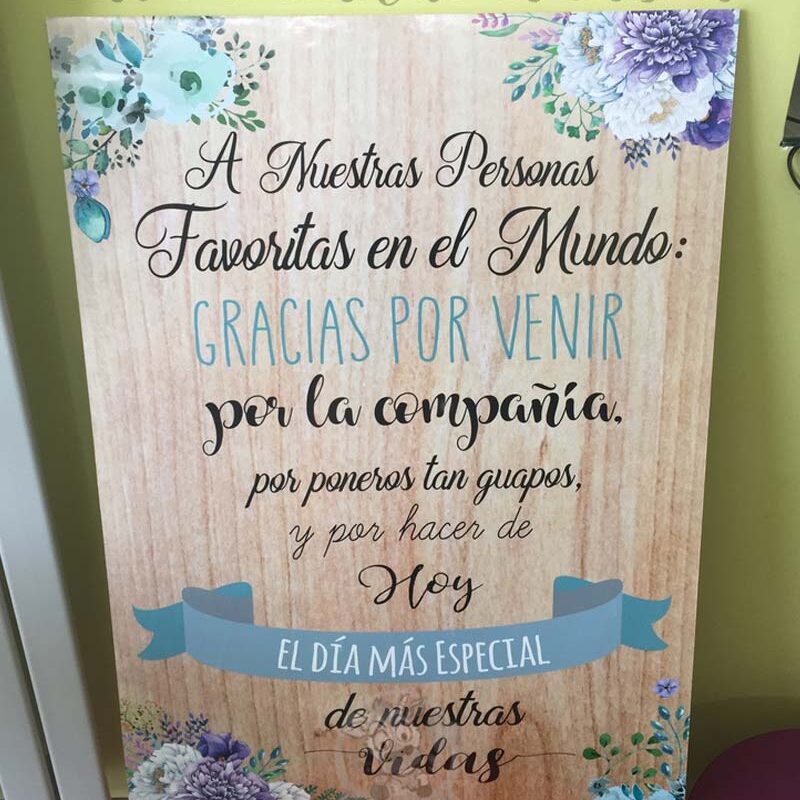 Cartel bienvenidos a nuestra boda gracias por venir azul y madera