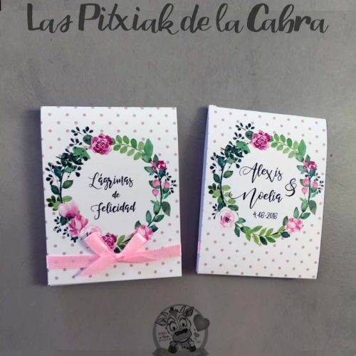 Pañuelos para boda lágrimas de felicidad flores rosas