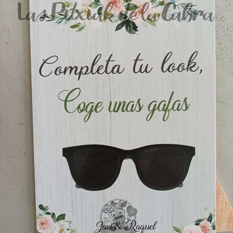 cartel gafas sol raquel y carlos